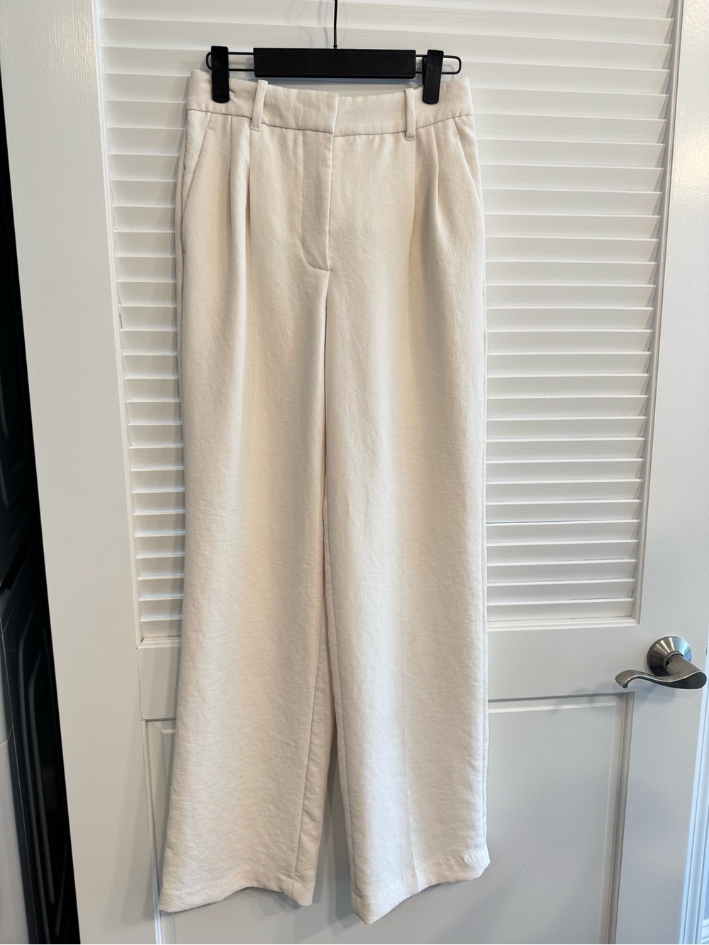Aritzia Effortless Pant - Crepette Light Birtch
